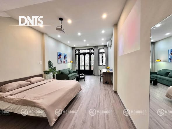 Spacious 1BR in District 1 with Bright Balcony