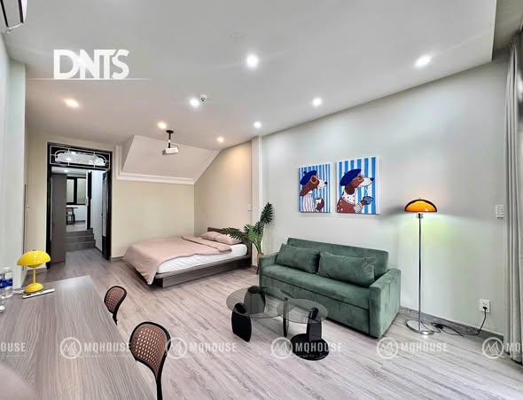 Spacious 1BR in District 1 with Bright Balcony