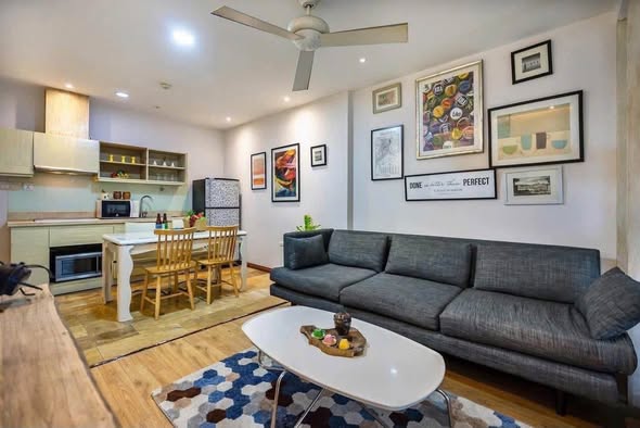Vintage 2BR near District 3