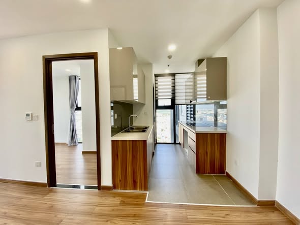 Two-bedroom fully furnished with Landmark 81 view