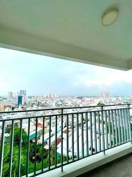 Riviera Point Tower 4: 3BR Corner Unit for Rent