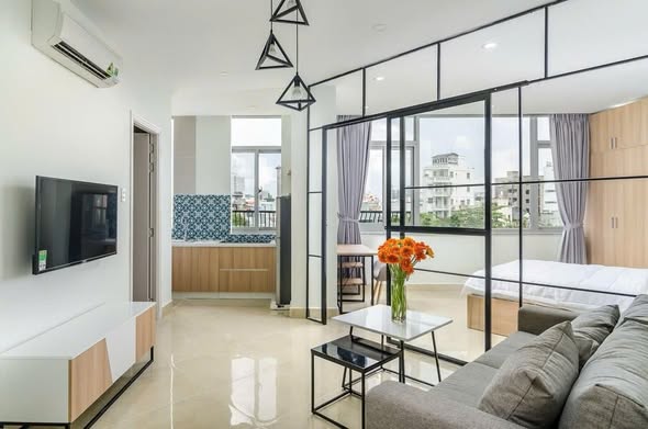 Affordable 1-Bed Serviced Apt on Truong Sa