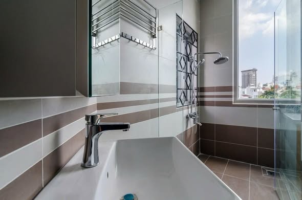 Affordable 1-Bed Serviced Apt on Truong Sa