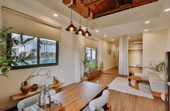 Modern 1BR with Balcony in District 1