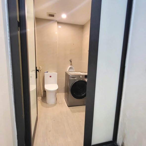 2BR Fully Furnished at 204 Tran Duy Hung, Cau Giay