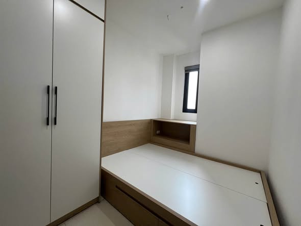 2BR Fully Furnished Apartment in Tay Ho, Hanoi