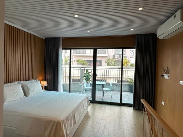 Duplex 1BR in Xuan Dieu, Tay Ho