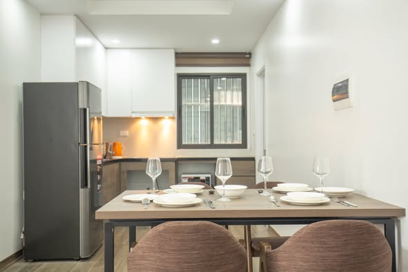 Bright 2-Bedroom in Tay Ho Street