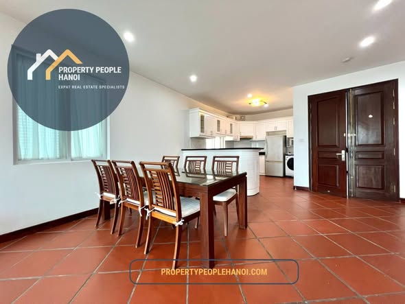 2-Bedroom Tran Vu Street Lake View