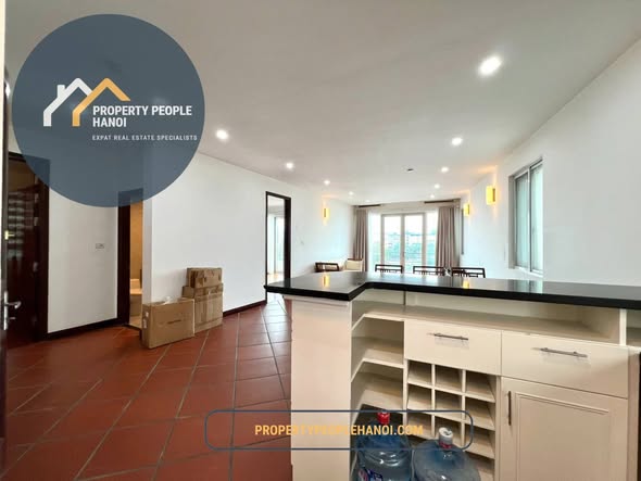 2-Bedroom Tran Vu Street Lake View