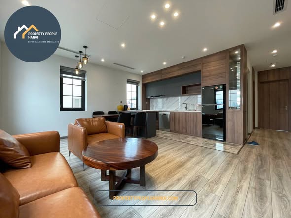 2-Bedroom Apt on Yen Phu Street