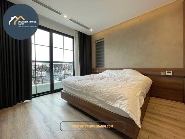 2-Bedroom Apt on Yen Phu Street