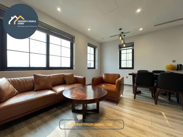 2-Bedroom Apt on Yen Phu Street