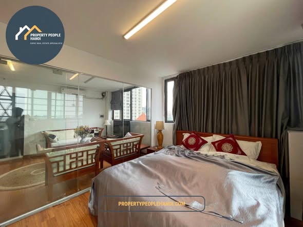 1BR Au Co Street, Tay Ho – Balcony &amp; Modern Living