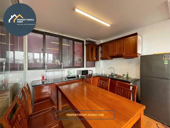 1BR Au Co Street, Tay Ho – Balcony &amp; Modern Living