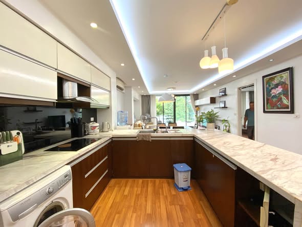 2 Bedroom Luxury Serviced Apartment near Truc Bach Lake