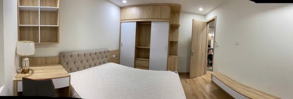 2 Bedroom High-End Riverside View in Tay Ho