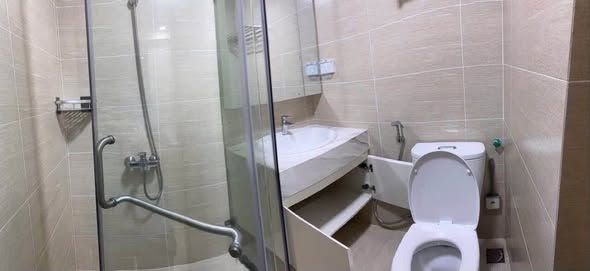 2 Bedroom High-End Riverside View in Tay Ho