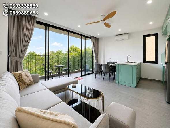 Modern 1BR on Au Co Street, Tay Ho