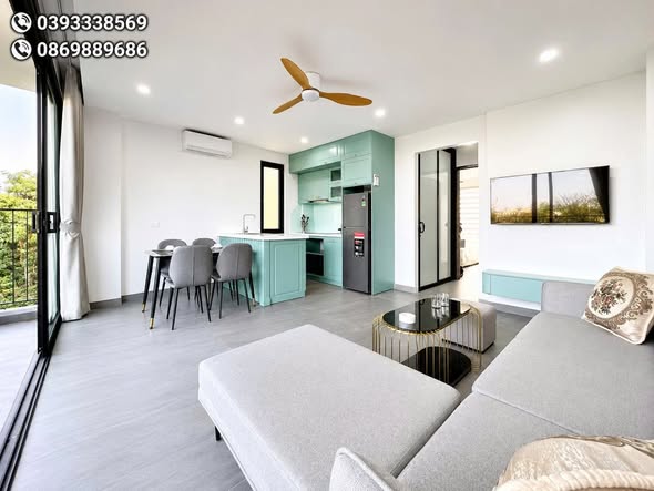 Modern 1BR on Au Co Street, Tay Ho