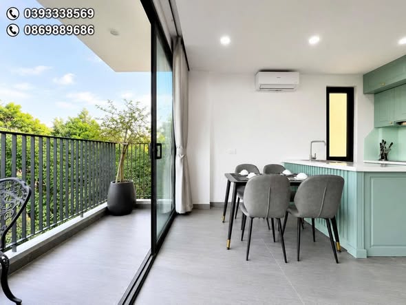 Modern 1BR on Au Co Street, Tay Ho