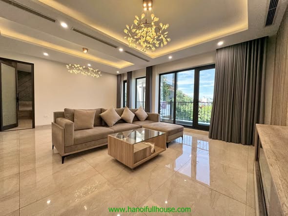 Spacious 3-bedroom apartment on To Ngoc Van Street