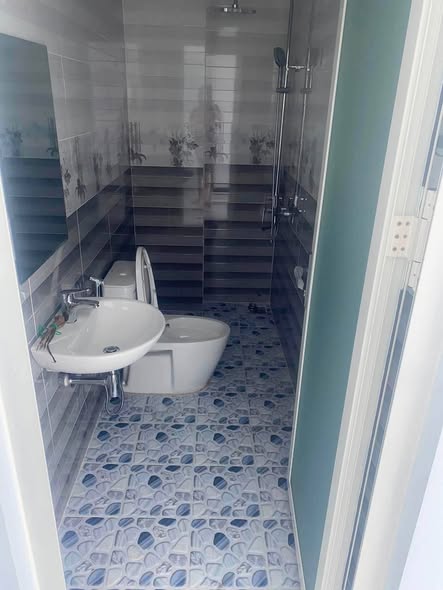Chanh Nghia Area House for Rent