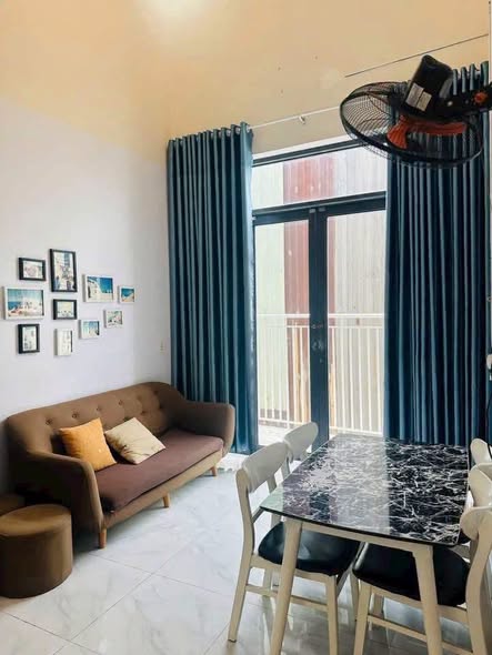 2BR Townhouse for Rent on Le Hong Phong Street