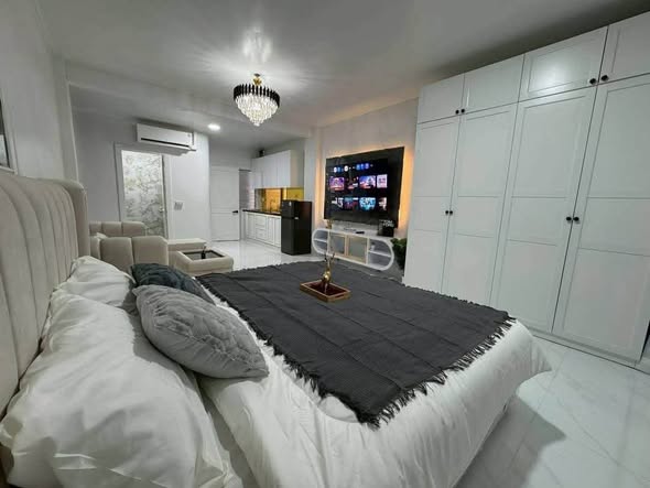 Studio for Rent at Baan Suan Lalana Condominium