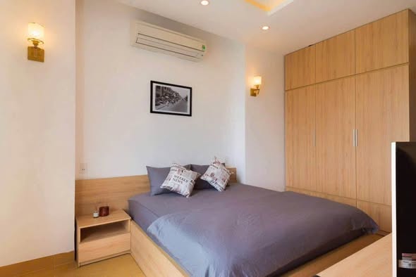 Fully Furnished Studio with Balcony in Khue My Dong 7