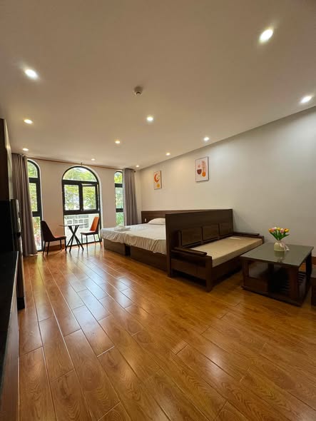 Fully Furnished Apartment near the Beach on Le Van Huu Street