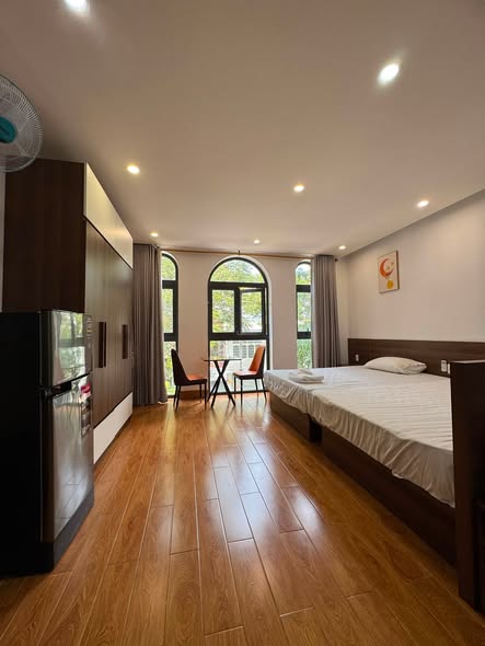 Fully Furnished Apartment near the Beach on Le Van Huu Street
