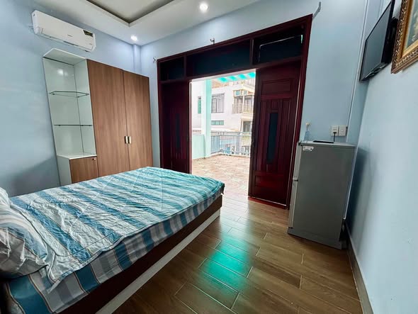 🌟 ROOFTOP ROOM WITH HUGE PRIVATE TERRACE - ONLY 4M VND! 🌟