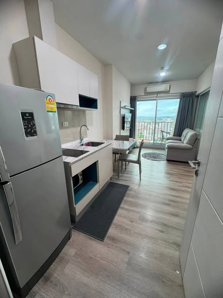 Fully Furnished One-Bedroom Condo with City View at Centric Sea Pattaya