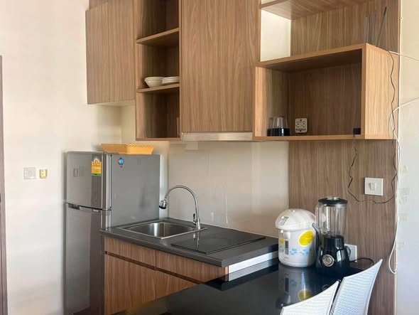 Fully Furnished One-Bedroom Condo with Garden View at Treetops Pattaya