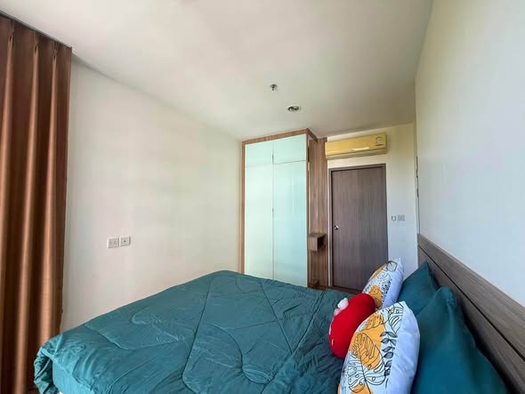 Fully Furnished One-Bedroom Condo with Garden View at Treetops Pattaya