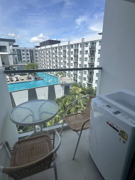 One-Bedroom Condo with Pool View at Arcadia Beach Resort Pattaya