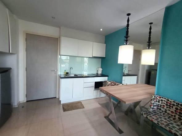 Fully Furnished One-Bedroom Condo at Atlantis Condo Resort Jomtien