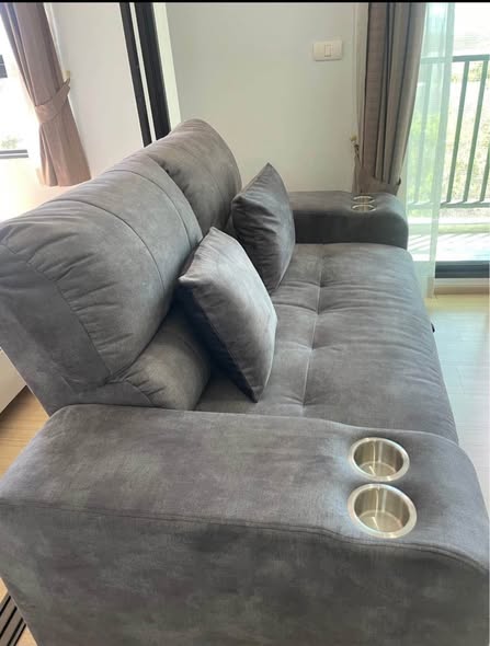 Fully Furnished One-Bedroom Condo with Mountain and City View at Zcape 1
