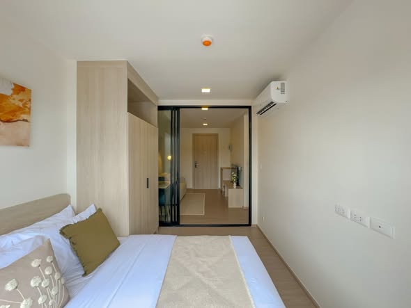Fully Furnished One-Bedroom Condo with Free Wi-Fi at Dcondo Reef Kathu