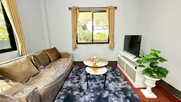 Phokhun Five-Way Intersection House for Rent (Move-in Ready)