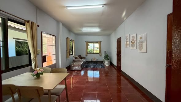 Phokhun Five-Way Intersection House for Rent (Move-in Ready)
