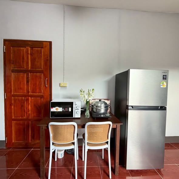 Phokhun Five-Way Intersection House for Rent (Move-in Ready)