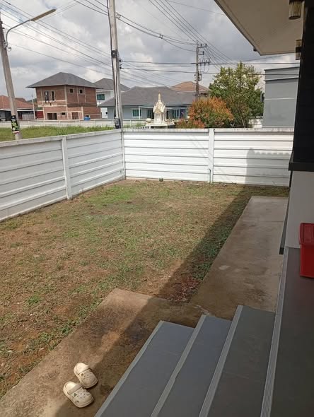 Partly Furnished Three-Bedroom House for Rent in San Sai, Chiang Rai