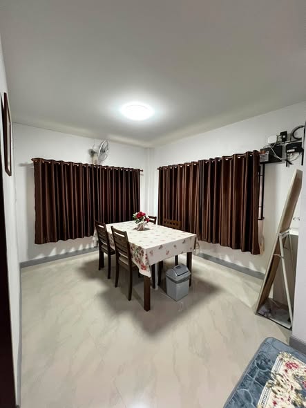 Pet-Friendly Three-Bedroom Two-Storey House with Rice Field View in Chiang Rai