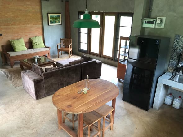Tranquil 2.5 Bedrooms + 2 Bathrooms Waterfront Home for Long-Term Stay