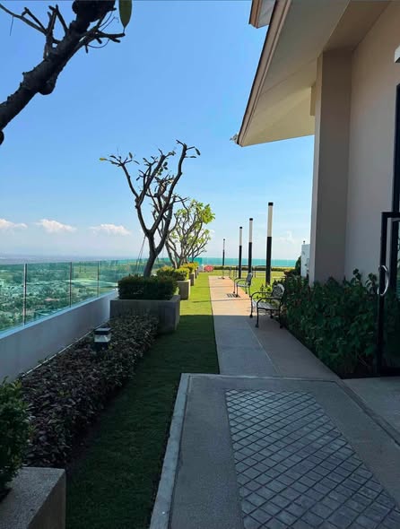 Fully Furnished One-Bedroom Condo with Internet at Supalai Monte II Chiang Mai