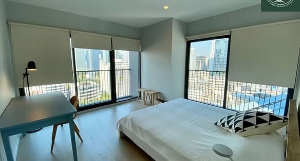 Bright One-Bedroom Corner Condo with City View at Noble Remix Thonglor