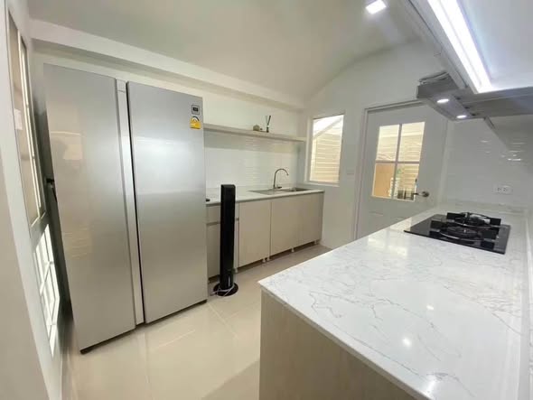 Private Three-Bedroom Corner House at Golden Neo Sukhumvit–Lasalle