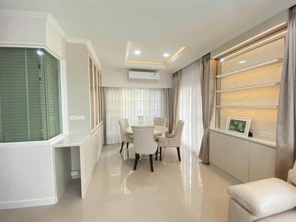 Private Three-Bedroom Corner House at Golden Neo Sukhumvit–Lasalle